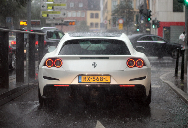 Ferrari GTC4Lusso