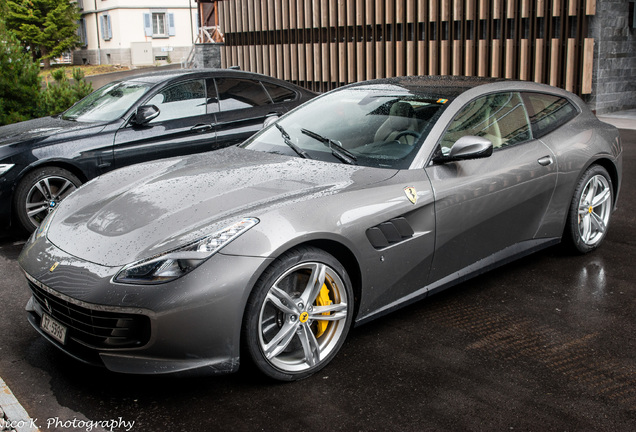 Ferrari GTC4Lusso