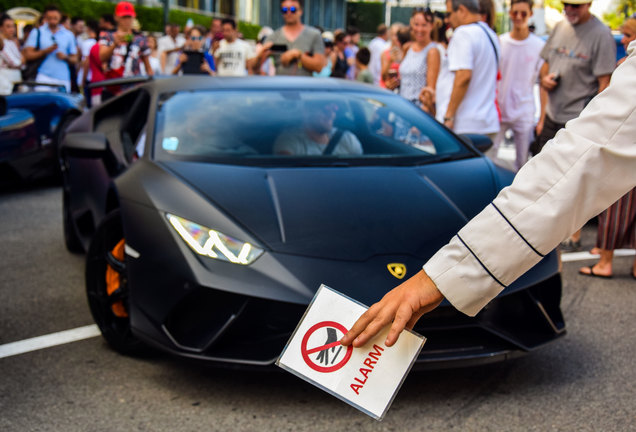 Lamborghini Huracán LP640-4 Performante