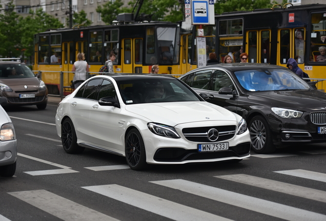 Mercedes-AMG C 63 S W205