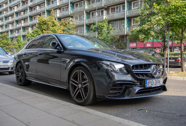 Mercedes-AMG E 63 S W213