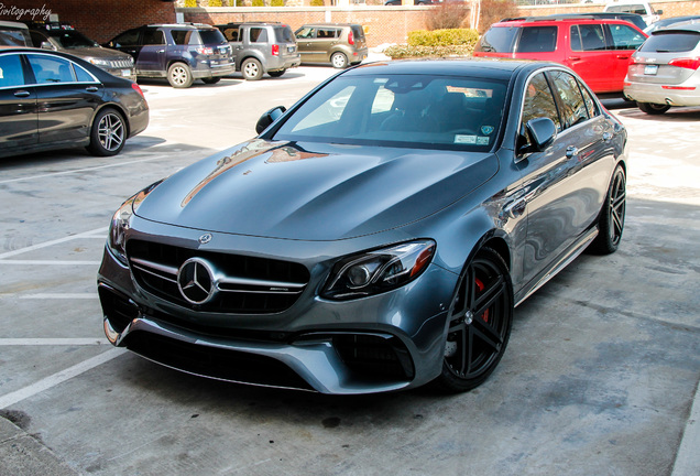 Mercedes-AMG E 63 S W213