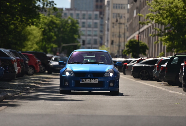 Renault Clio V6 Phase II