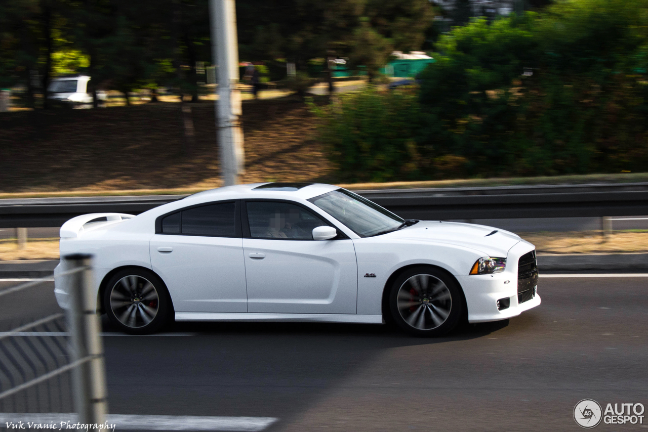 Dodge Charger SRT-8 2012