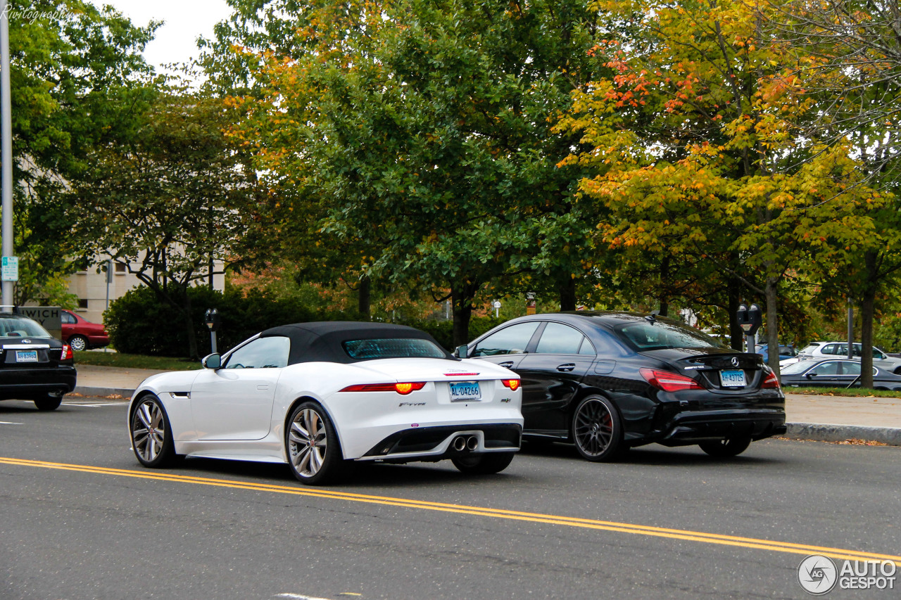 Jaguar F-TYPE S AWD Convertible