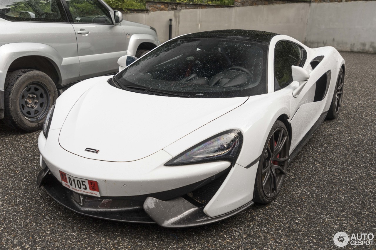 McLaren 570GT