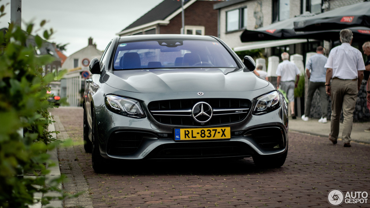 Mercedes-AMG E 63 S W213