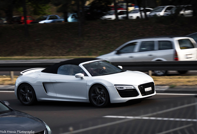 Audi R8 V10 Spyder 2013