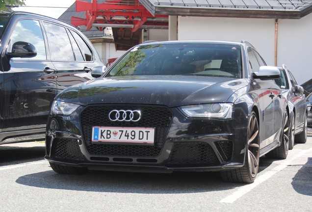 Audi RS4 Avant B8