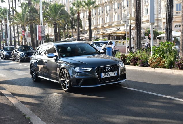 Audi RS4 Avant B8