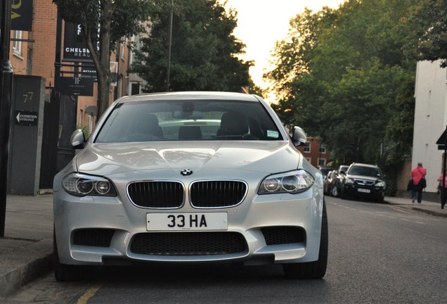 BMW M5 F10 2011