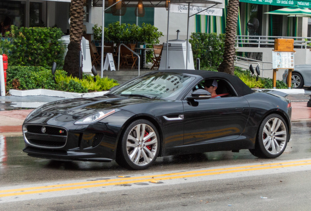 Jaguar F-TYPE S Convertible