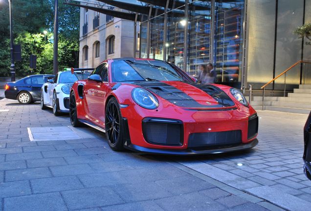 Porsche 991 GT2 RS Weissach Package