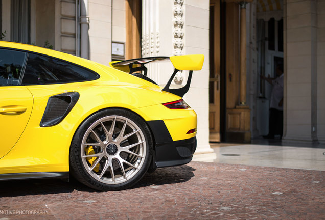 Porsche 991 GT2 RS Weissach Package