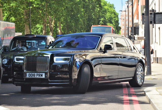 Rolls-Royce Phantom VIII EWB