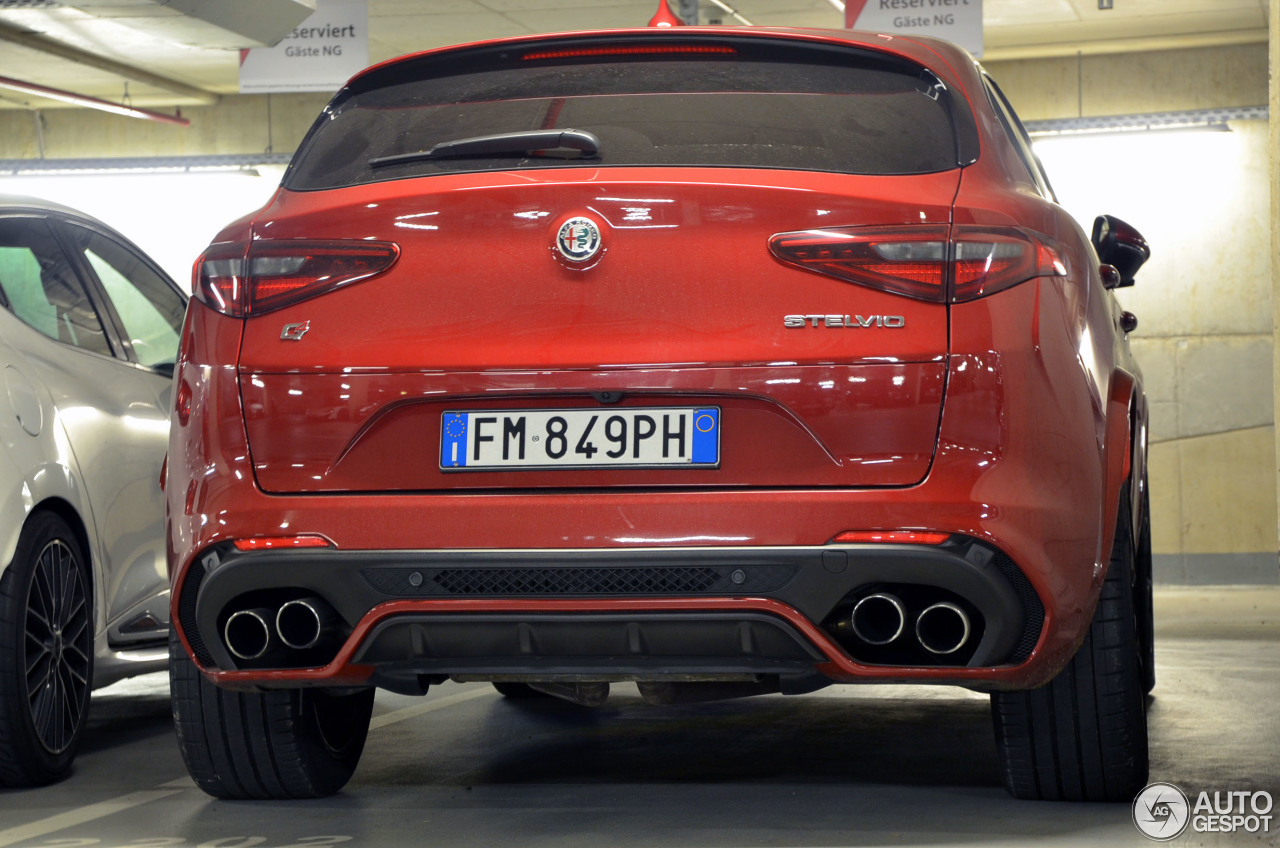 Alfa Romeo Stelvio Quadrifoglio