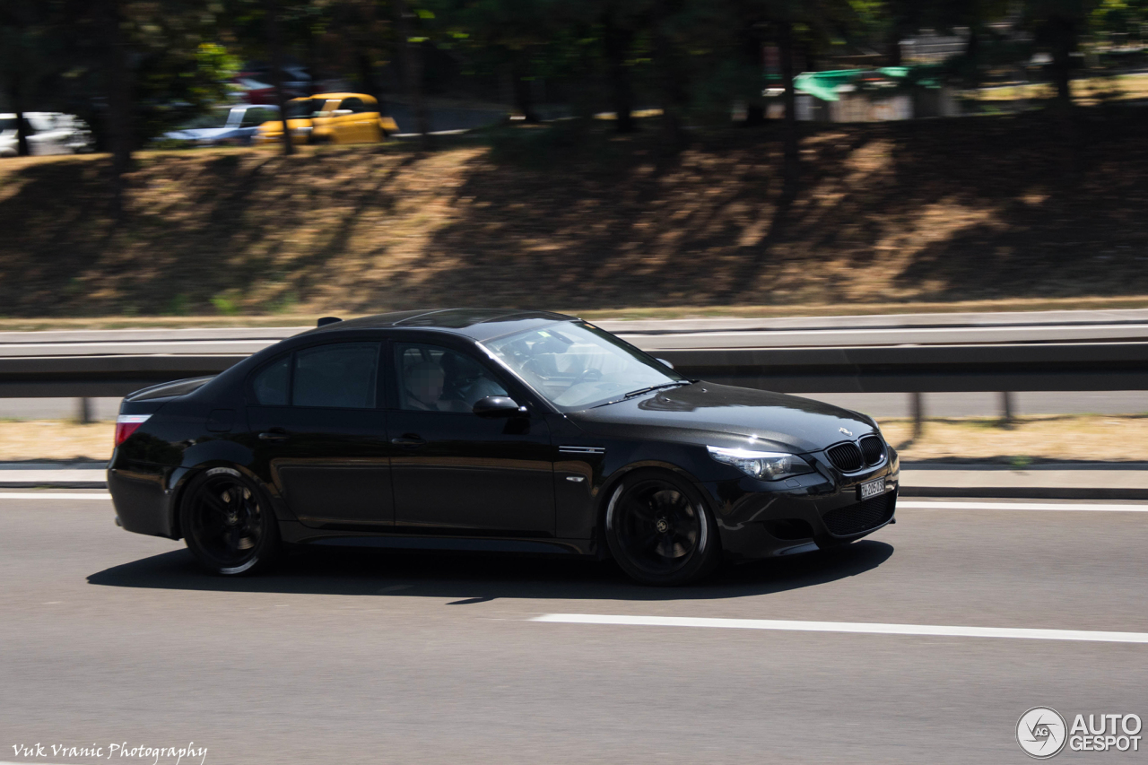 BMW M5 E60 2007