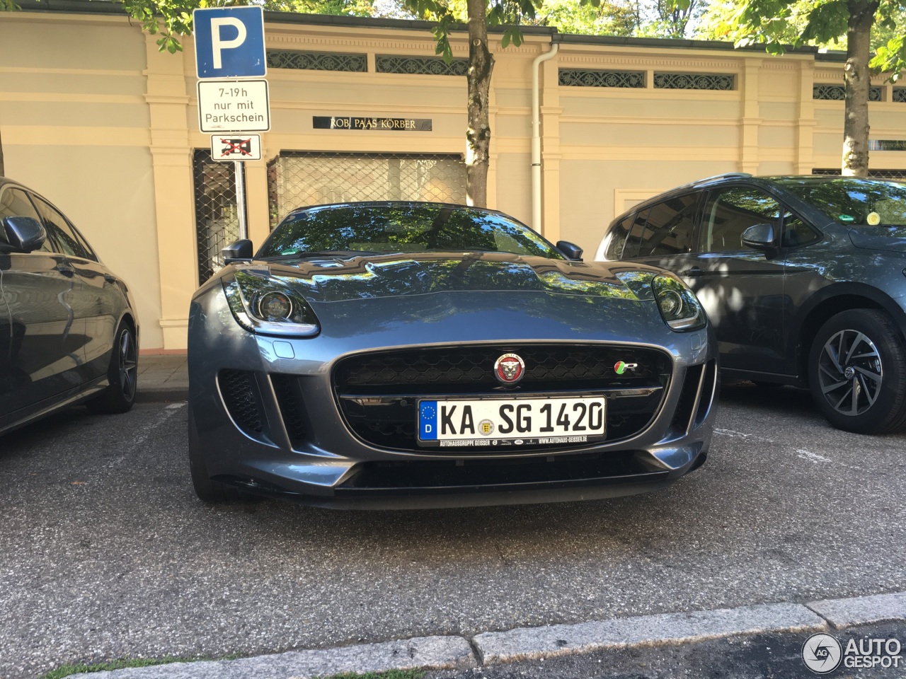 Jaguar F-TYPE R AWD Convertible