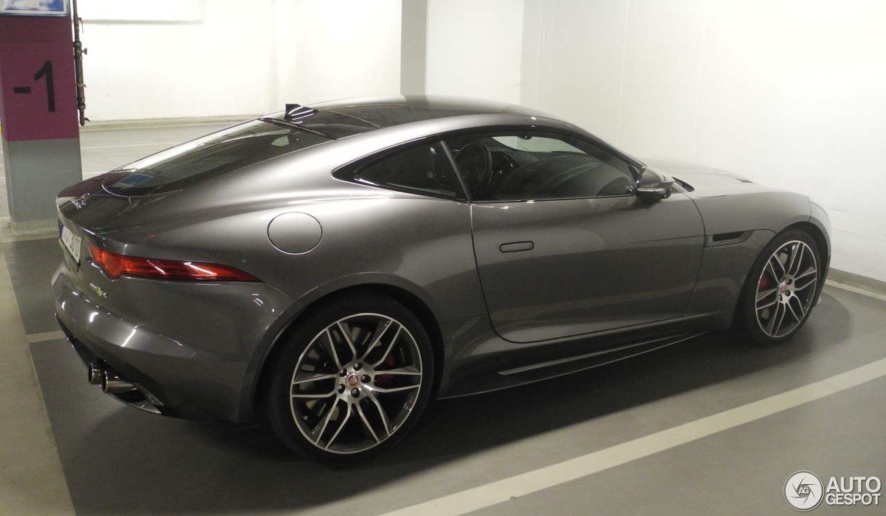 Jaguar F-TYPE R AWD Coupé