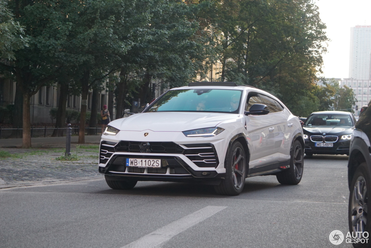 Lamborghini Urus