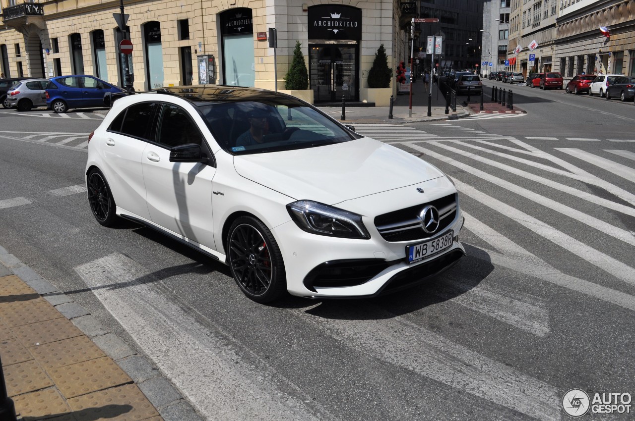 Mercedes-AMG A 45 W176 2015