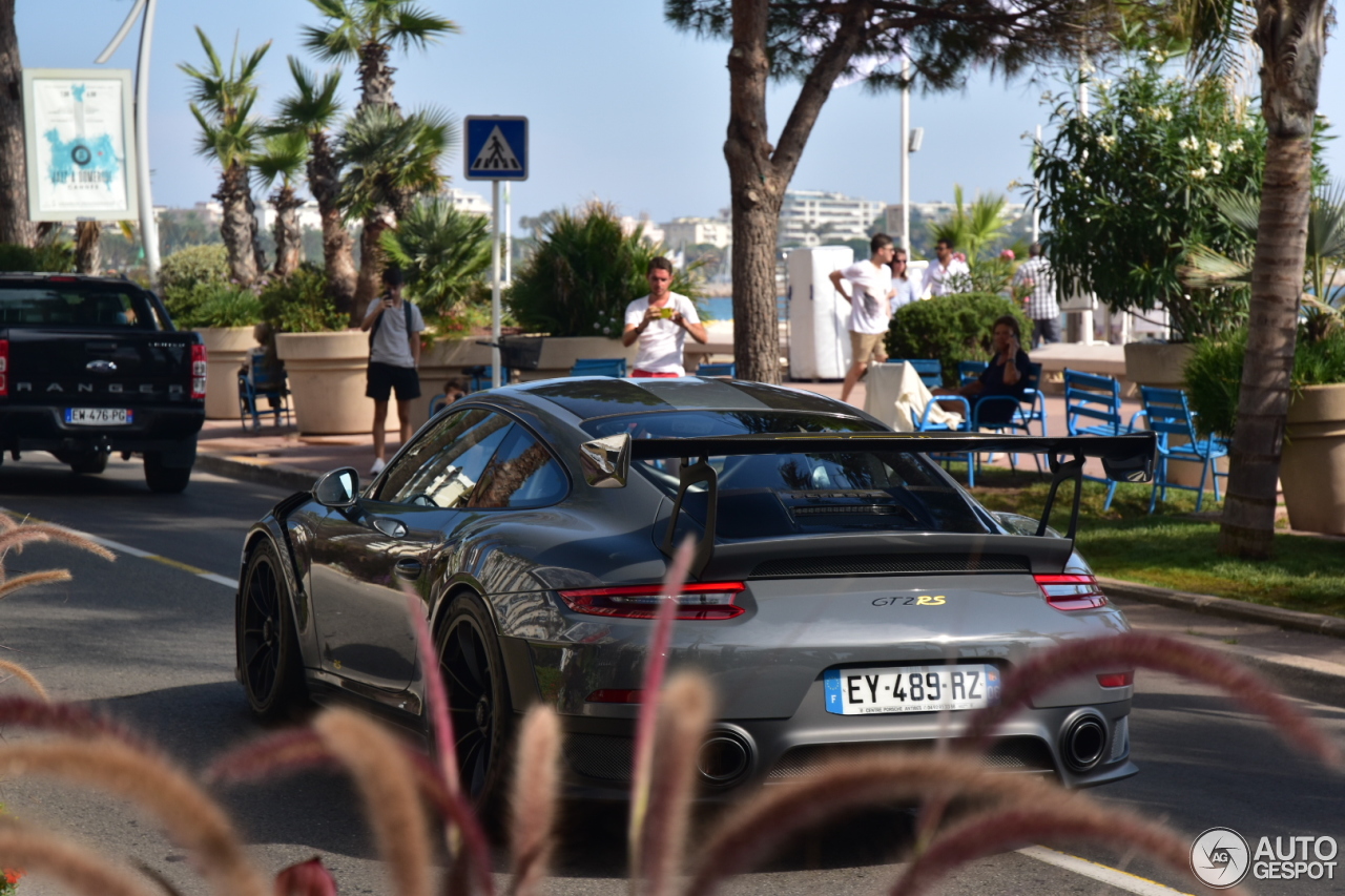 Porsche 991 GT2 RS Weissach Package