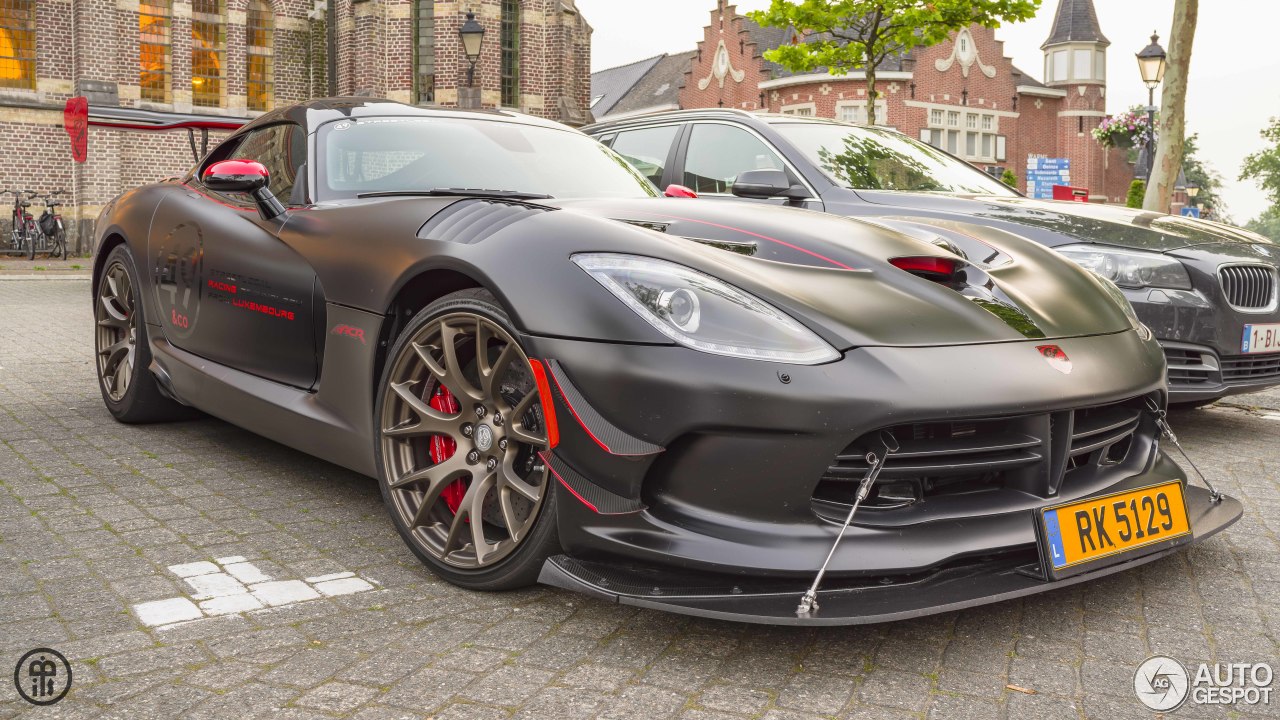 SRT 2016 Viper ACR Extreme