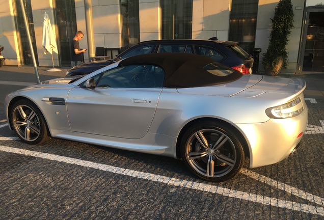 Aston Martin V8 Vantage Roadster