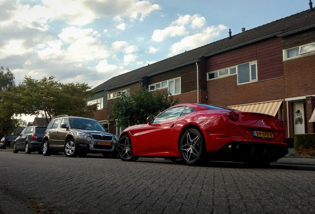 Ferrari California T