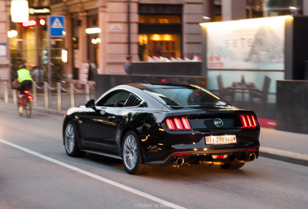 Ford Mustang GT 2015