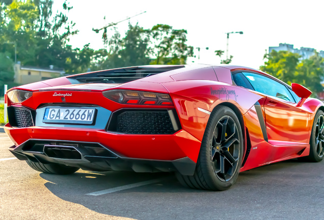 Lamborghini Aventador LP700-4