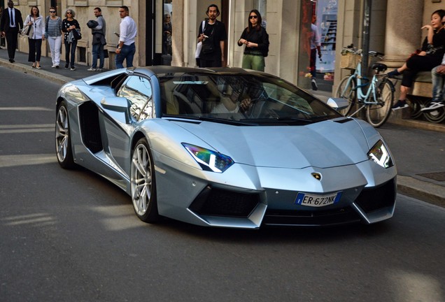 Lamborghini Aventador LP700-4 Roadster