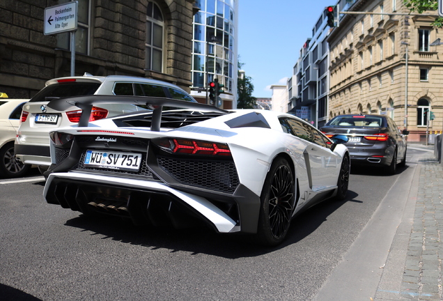 Lamborghini Aventador LP750-4 SuperVeloce