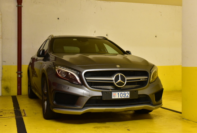 Mercedes-AMG GLA 45 X156