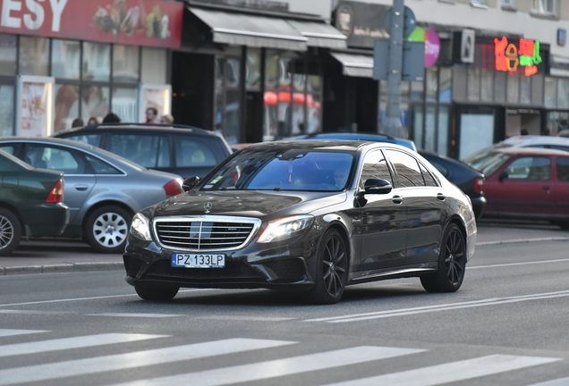 Mercedes-AMG S 63 V222