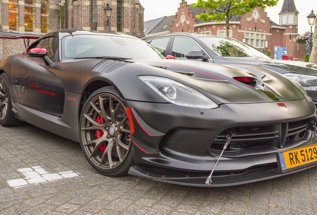 SRT 2016 Viper ACR Extreme