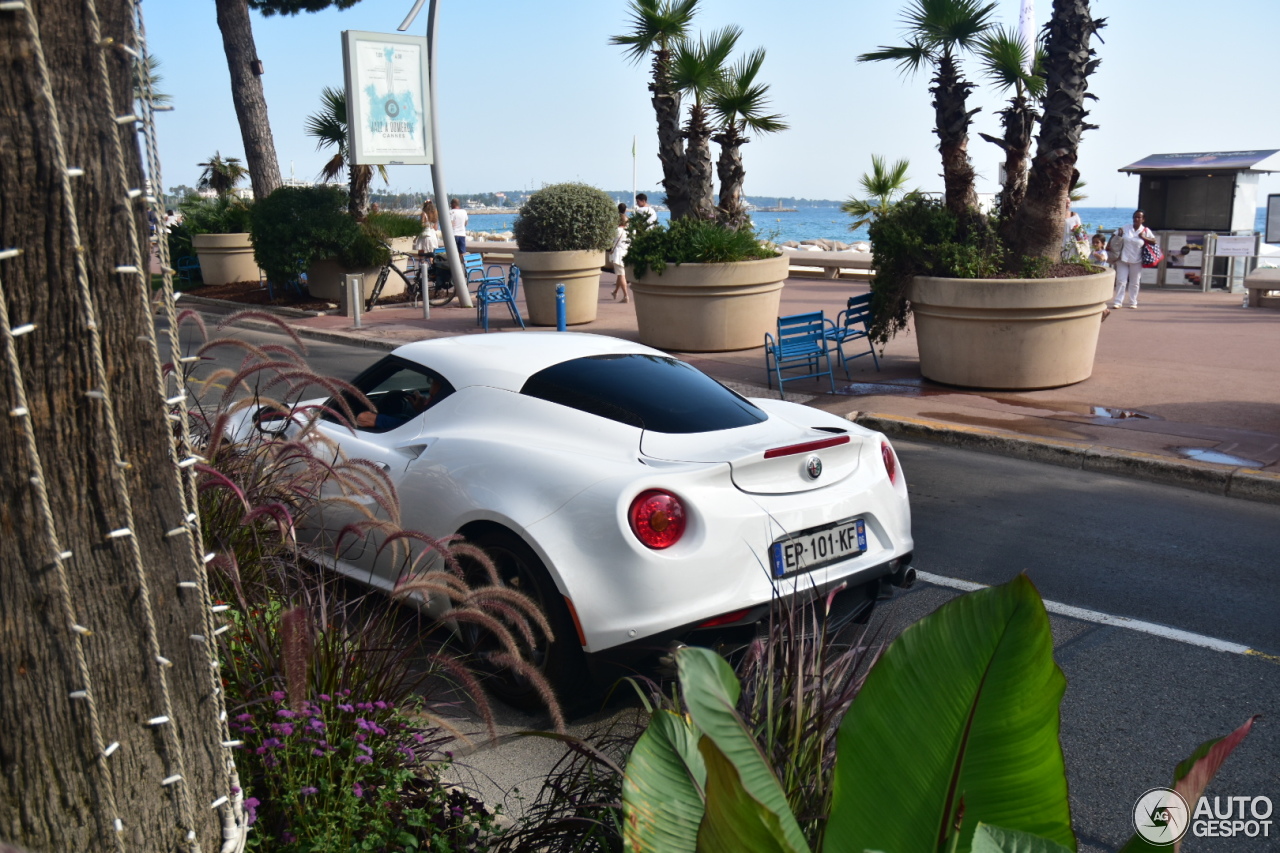 Alfa Romeo 4C Coupé