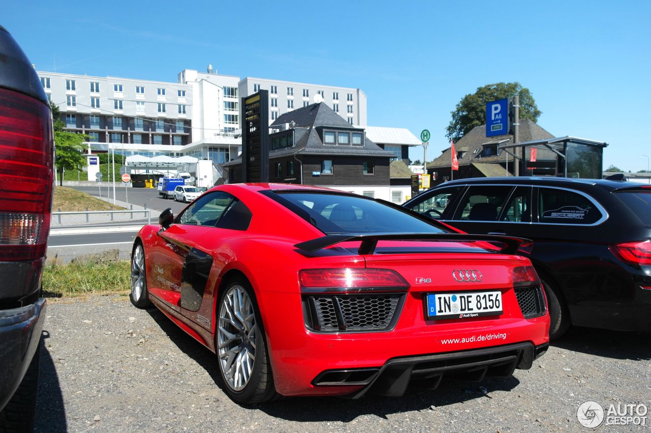 Audi R8 V10 Plus 2015