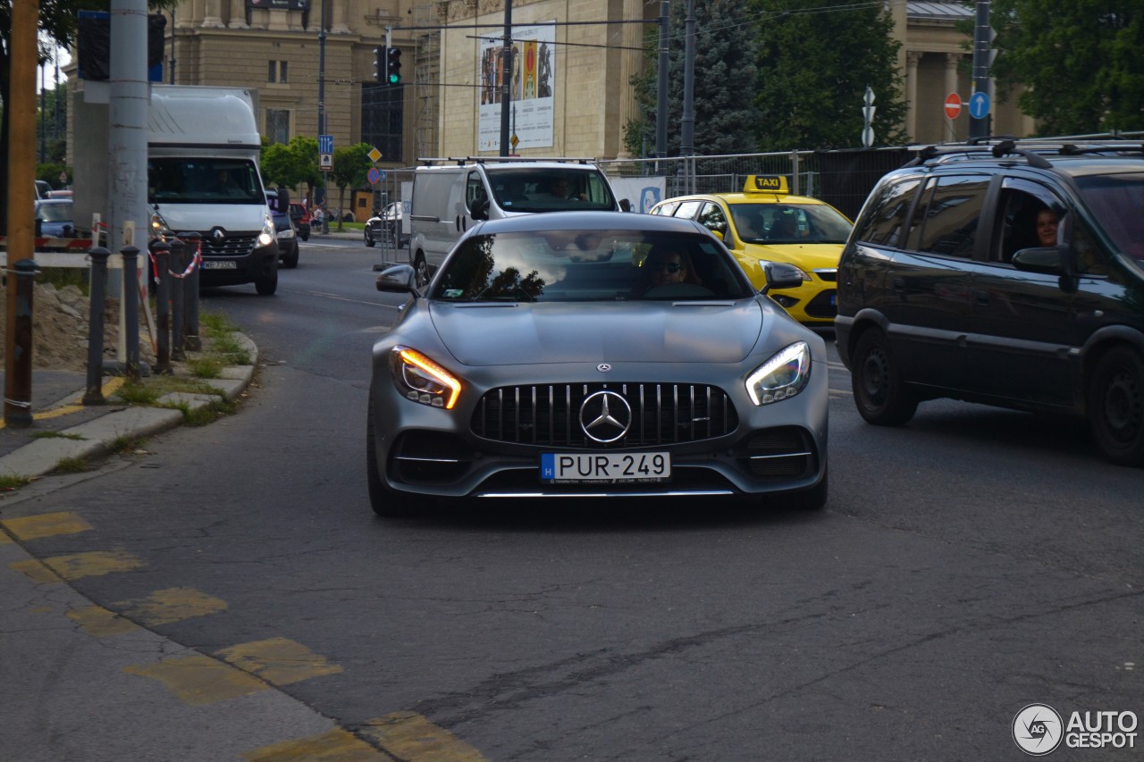 Mercedes-AMG GT C190 2017