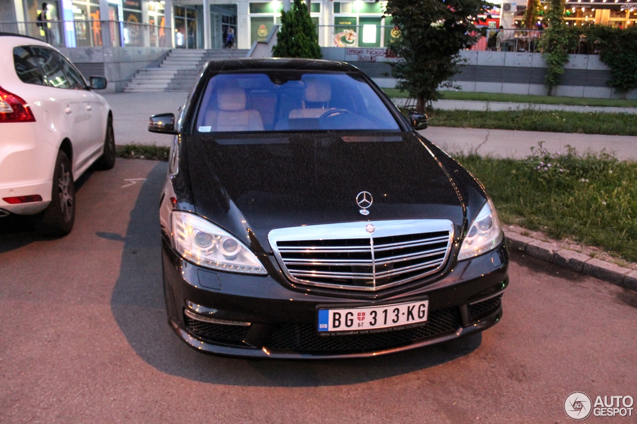 Mercedes-Benz S 65 AMG V221 2010