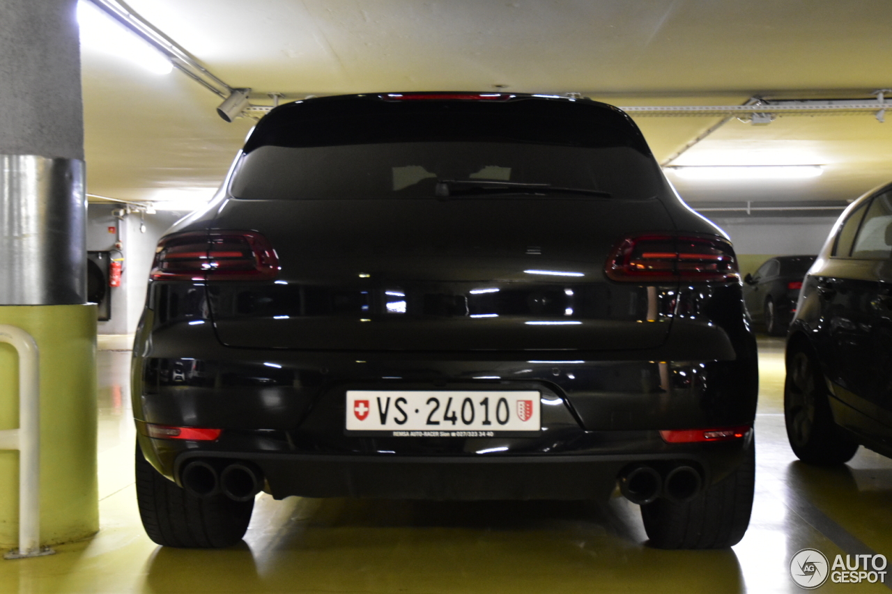 Porsche 95B Macan Turbo