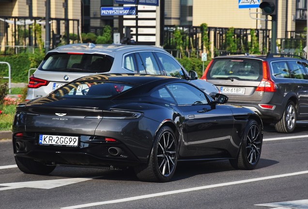 Aston Martin DB11