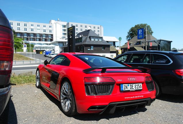 Audi R8 V10 Plus 2015