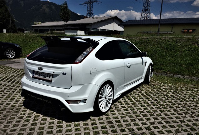 Ford Focus RS 2009 Mountune MP350