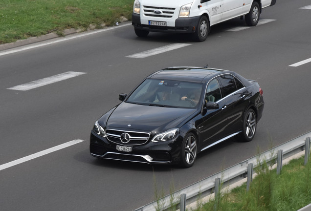 Mercedes-Benz E 63 AMG S W212