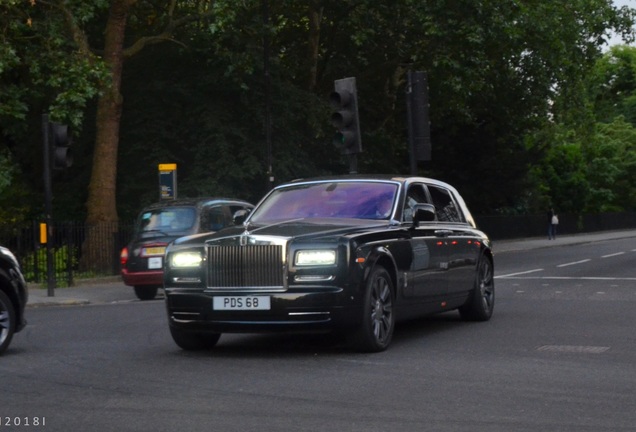 Rolls-Royce Phantom EWB Series II