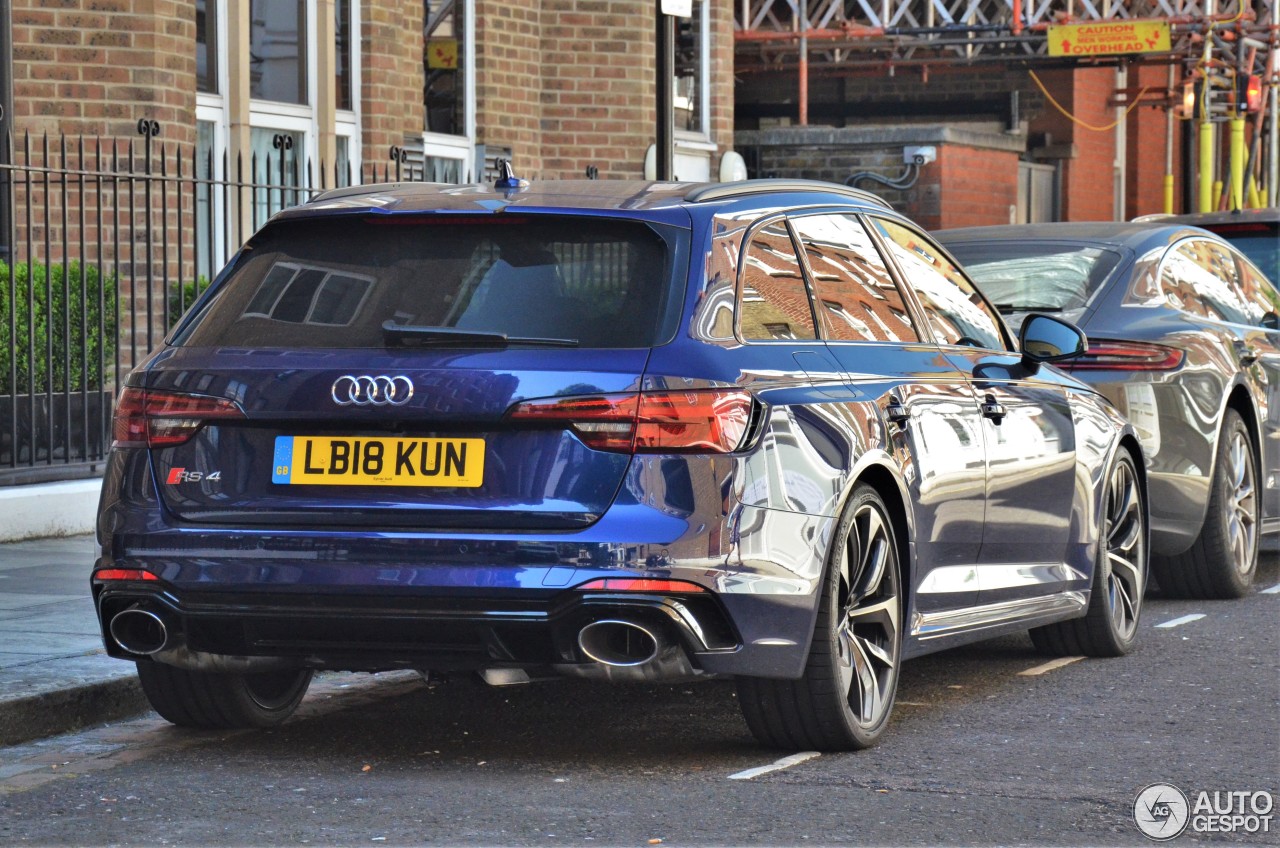 Audi RS4 Avant B9