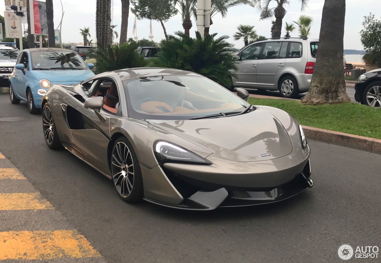 McLaren 570S