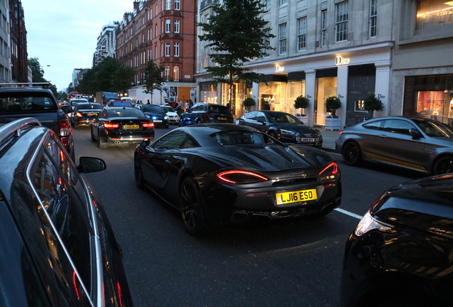 McLaren 570S