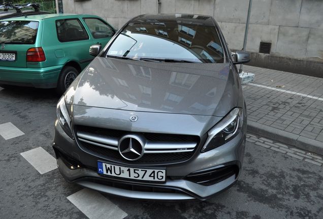 Mercedes-AMG A 45 W176 2015